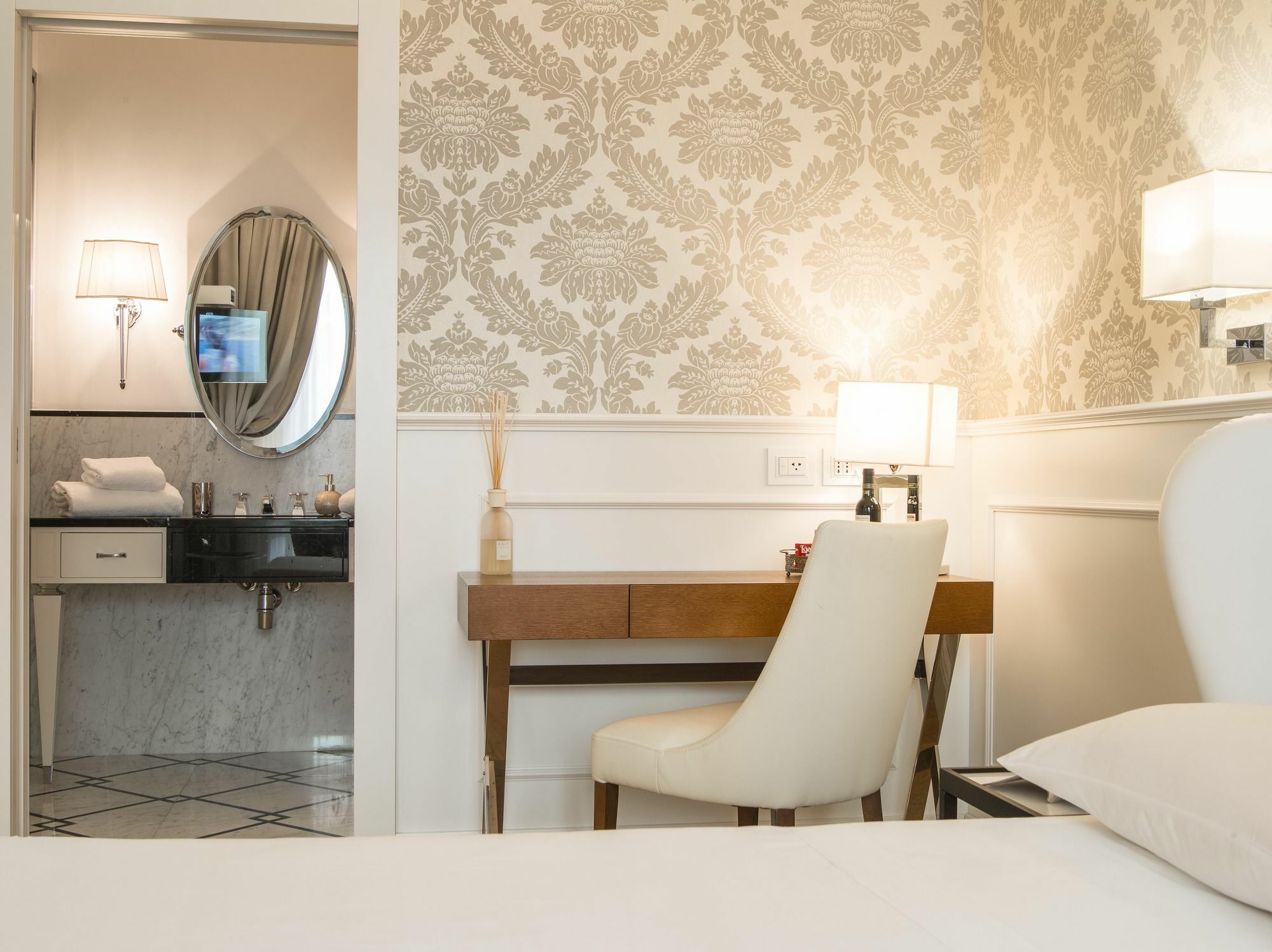 Duomo Rooms มิลาน ภายนอก รูปภาพ