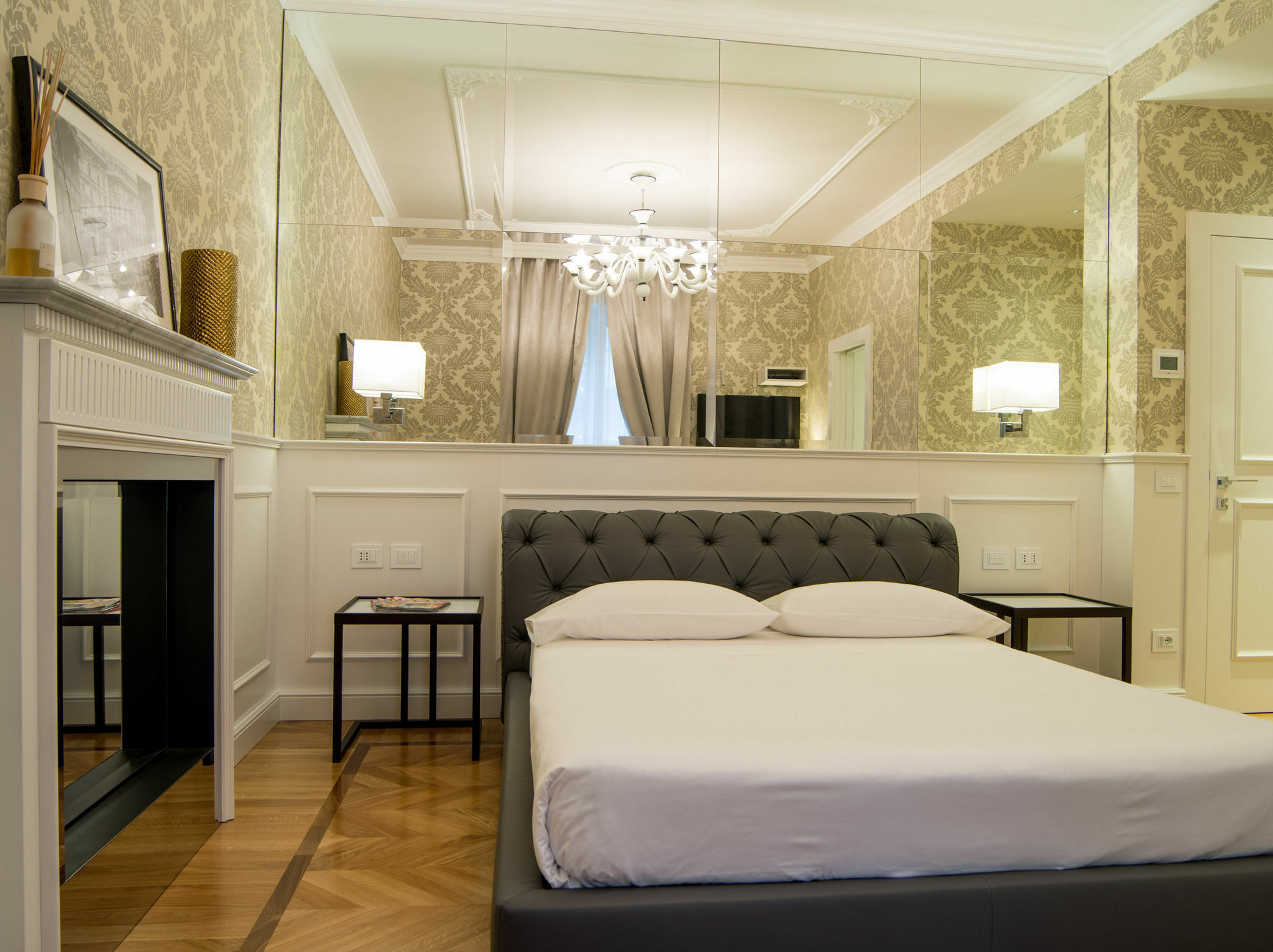 Duomo Rooms มิลาน ภายนอก รูปภาพ